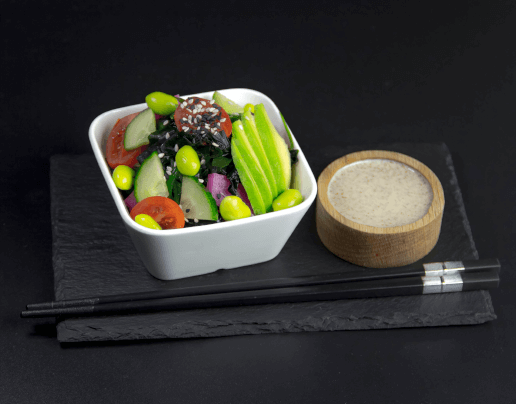 Sałatka Wakame z warzywami – lekka i zdrowa przystawka do sushi