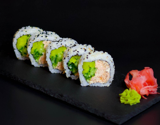 Uramak z Pieczonym Łososiem