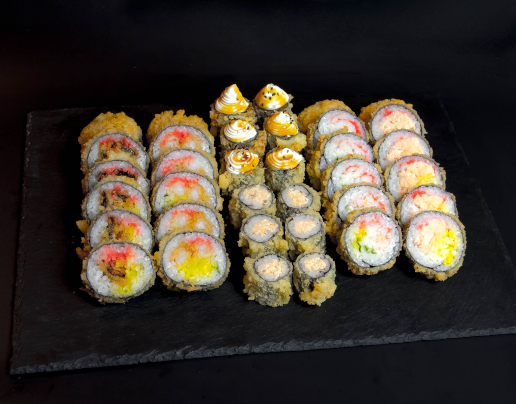 Набор роллов в темпуре