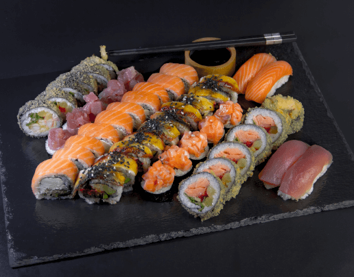 Zestaw Dragon & Fila — efektowne rolki dragon sushi z dostawą w Toruniu