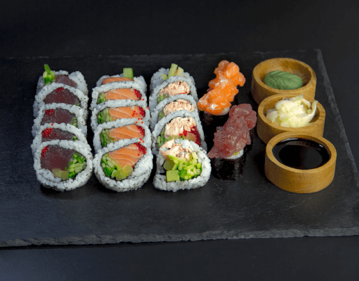 Zestaw Ura — zestaw sushi z dostawą w Toruniu